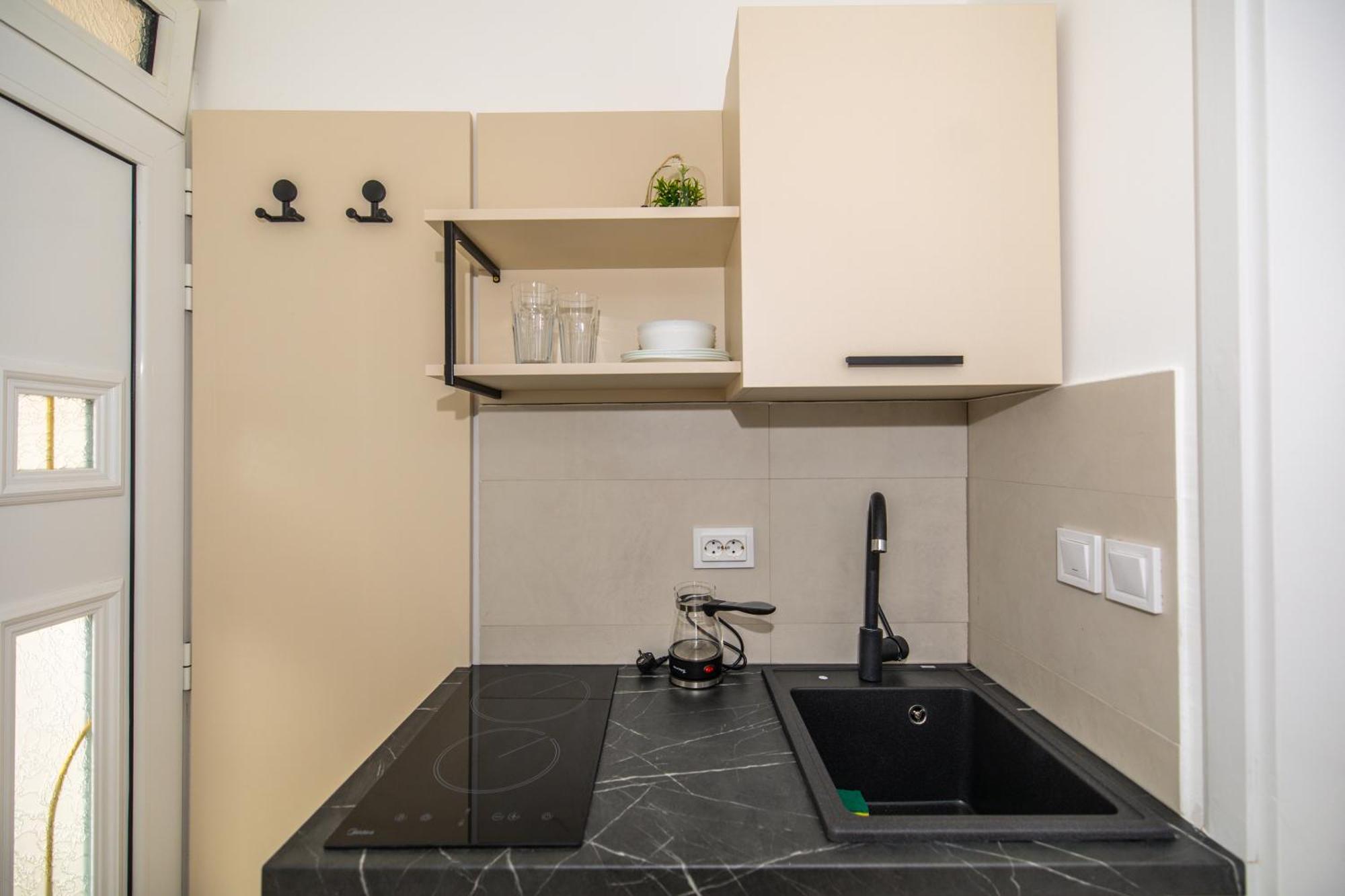 Apartments Irena Bečići Eksteriør bilde