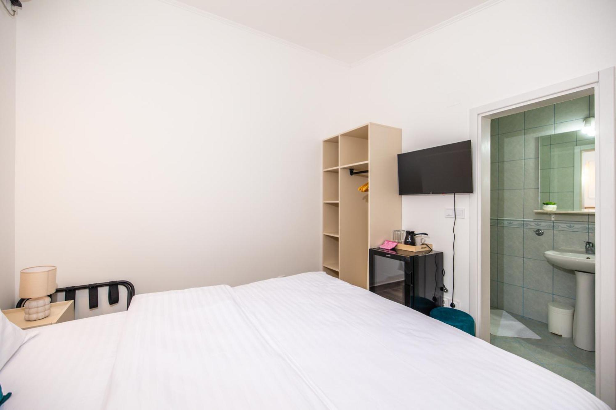Apartments Irena Bečići Eksteriør bilde
